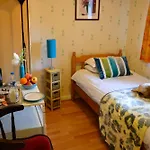City London Hotel